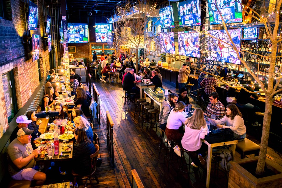 Earl's sports bar Winston-Salem